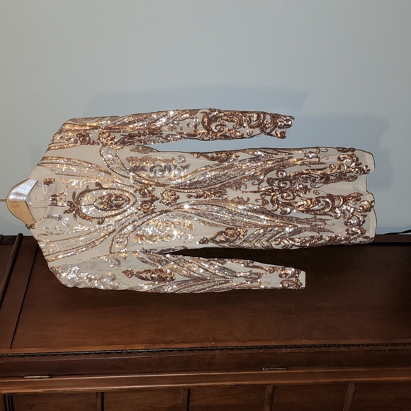 Main Strip | Dresses | Crystal Sequin Rose Gold Cocktail Long Sleeve Dress  S | Poshmark